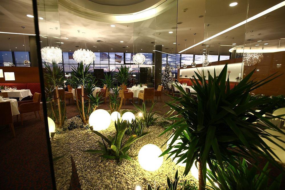 Crowne Plaza St.Petersburg Airport, An Ihg Hotel Saint Petersburg Restaurant photo